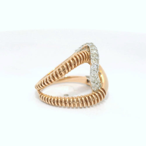 Elegant Twisted Rose Gold Ring